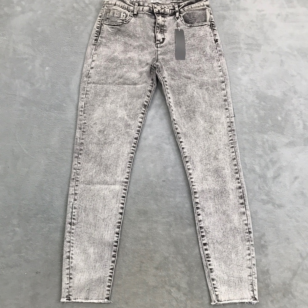 Tractr Gray Acid Washed Diane Mid Rise Jeans Size 4 New